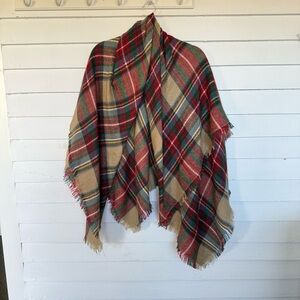 NWT Hana Plaid Shawl Scarf Blanket